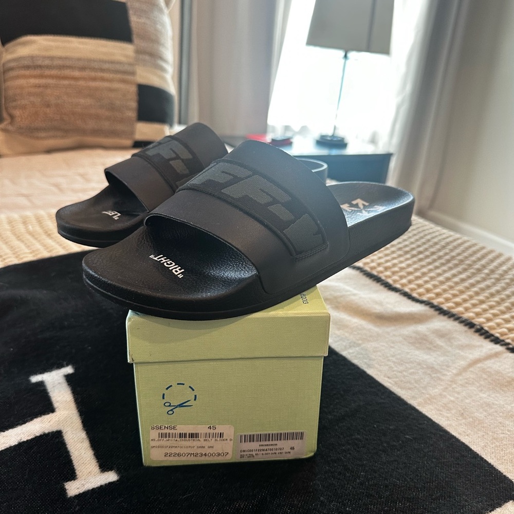 Off-White Industrial Belt Slides, Size: 45